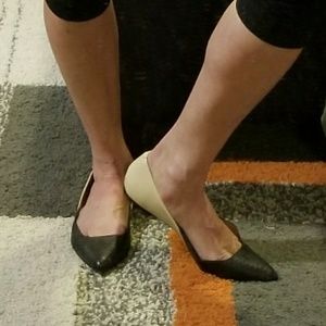 Calvin Klein two tone pointy flats - 7
